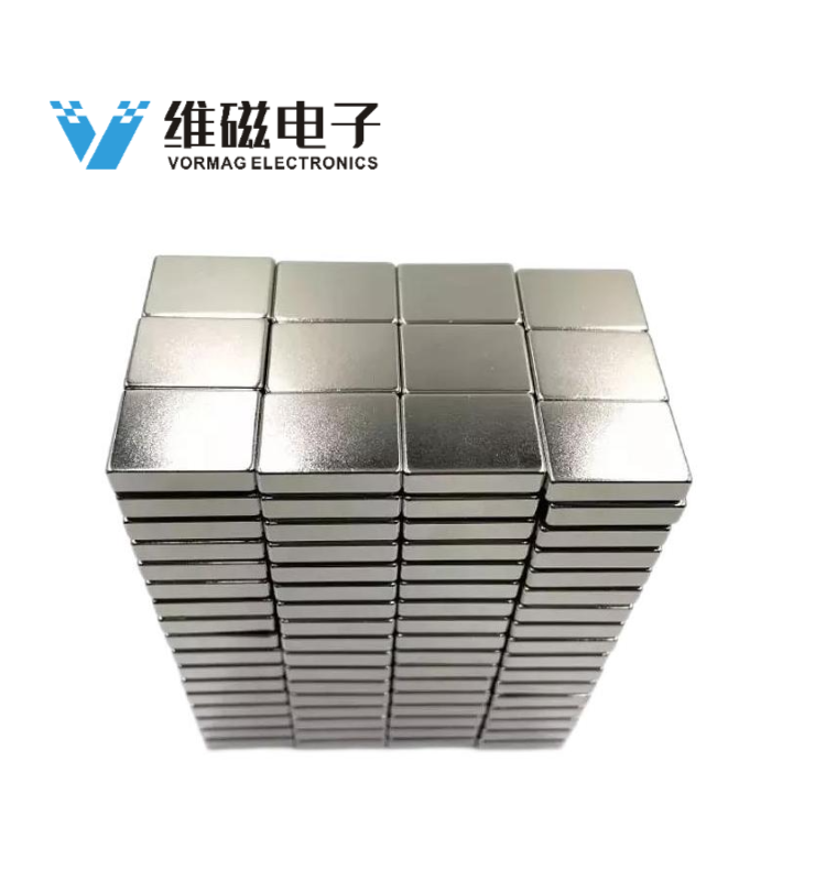 Block magnet N45 10x10x2 mm, holds approx. 1 kg, Nickel-plated